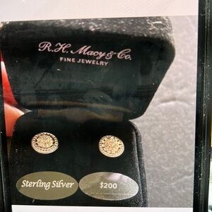 Beautiful 1/10 carat diamond and sterling silver earrings